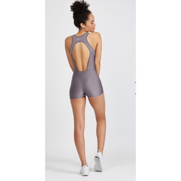 Nike Run Division Bodysuit - Picture 4 of 8